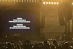 Z powodu nadciągającej burzy organizatorzy apelowali o bezpieczne zachowania.