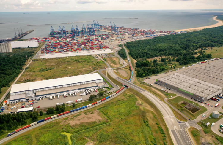 Kondycja trójmiejskiego rynku magazynowego jest mocno skorelowana z rozwojem infrastruktury portowej w Gdańsku i Gdyni.