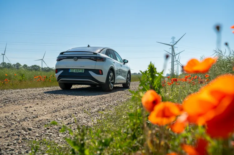 Nowy, w pełni elektryczny Volkswagen ID.5.