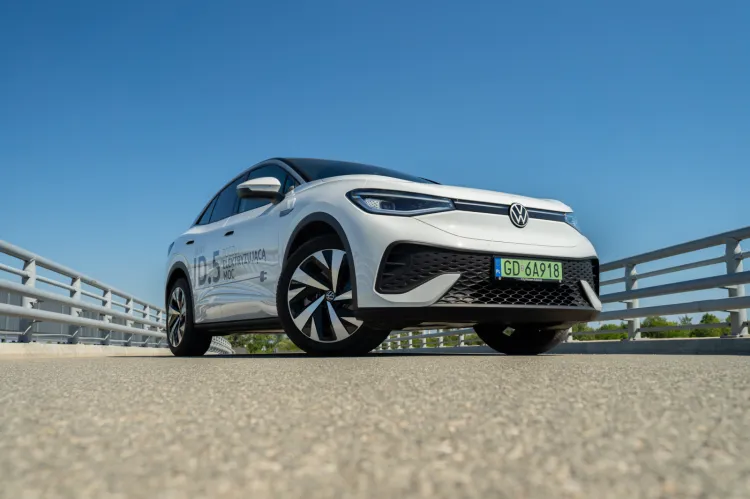 Nowy, w pełni elektryczny Volkswagen ID.5.