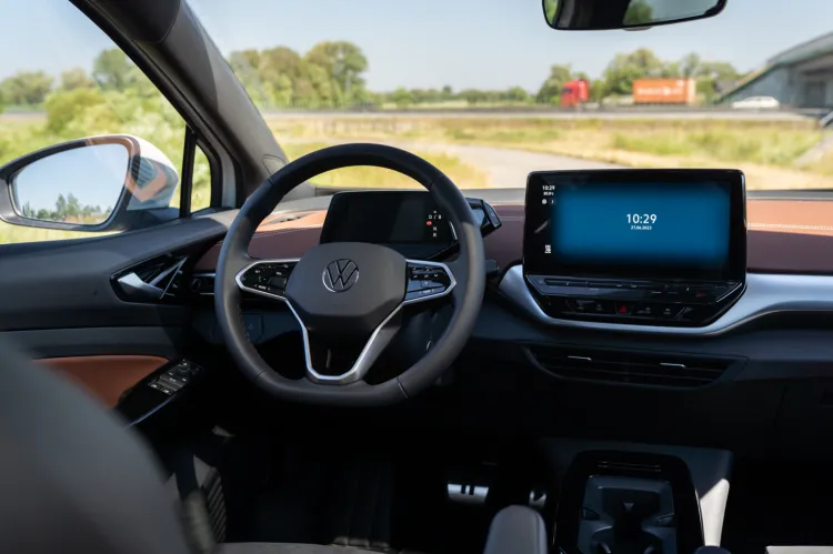 Nowy, w pełni elektryczny Volkswagen ID.5.