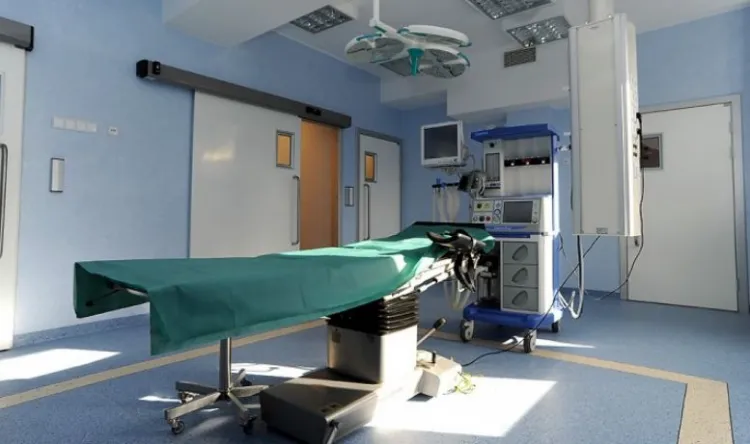 Nowy blok operacyjny składa się m.in. z dwóch sal dla pacjentów, pokoju, w którym pacjent przygotowuje się do zabiegu, z sali wybudzeń i sali operacyjnej.