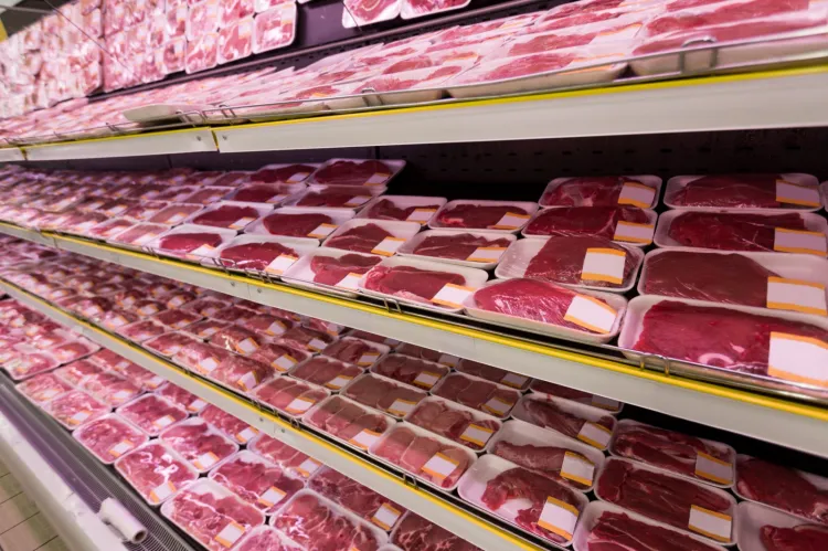 Ceny detaliczne mięsa mogą być w grudniu 2022 r. wyższe nawet o 50 proc.