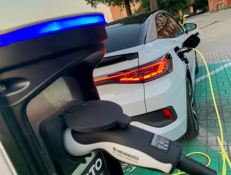 Nowy, w pełni elektryczny Volkswagen ID.5.