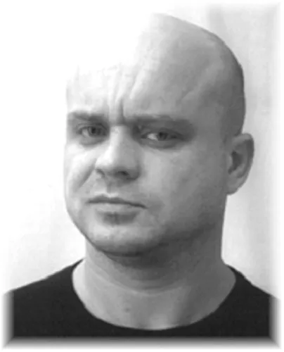 Ostatnie wizerunki Rafała Ankiewicza, którymi dysponuje policja. Wynika z nich, że mężczyzna m.in. zmieniał wagę.