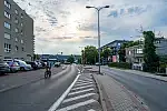 Jednokierunkowe pasy rowerowe będą zlokalizowane przy krawędzi jezdni ul. Redłowskiej.