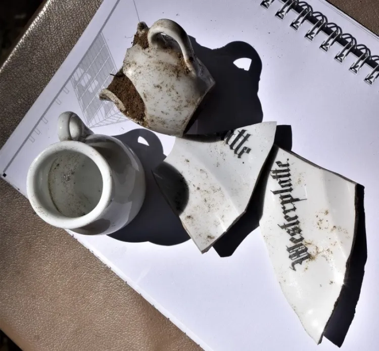 Artefakty odkryte podczas prac archeologicznych na terenie Westerplatte.
