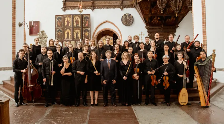 Zespół Goldberg Baroque Ensemble specjalizuje się w interpretacjach muzyki wokalno-instrumentalnej dawnego Gdańska i Pomorza.