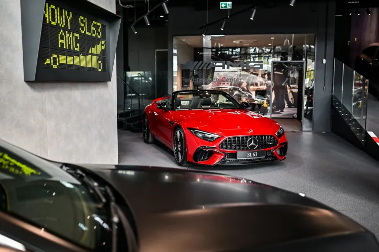 Dni otwarte i premiera Mercedesa-AMG SL Roadster w BMG Goworowski w Gdyni.