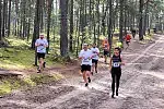 120 biegaczy w sobotnie przedpołudnie rywalizowało na leśnej trasie na Wyspie Sobieszewskiej.