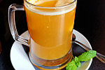 Herbata anansowa w kawiarni Fusy i Miętusy