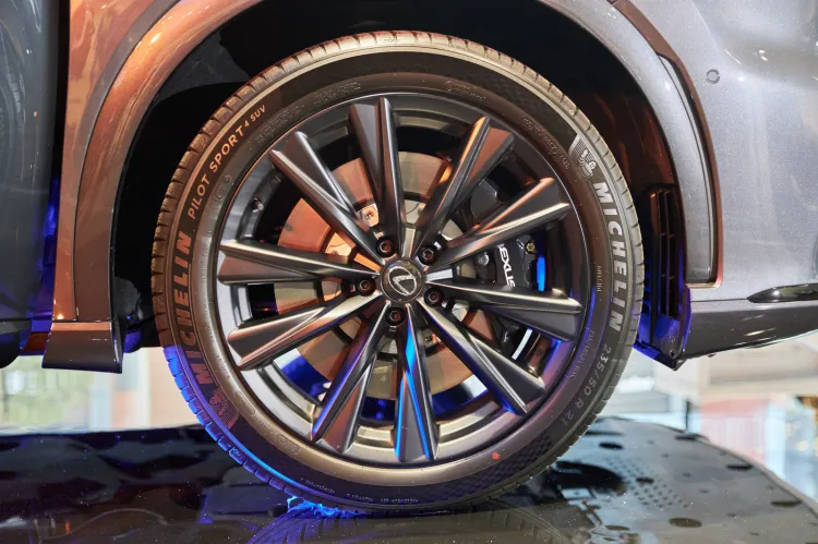 Pokaz przedpremierowy nowego Lexusa RX 