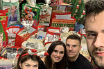 Natalia Bigus i Klaudia Malinowska już po raz czwarty organizują akcję "Zostań Świętym Mikołajem", z której środki zostaną przeznaczone na rzecz podopiecznych hospicjum "Bursztynowa Przystań". 