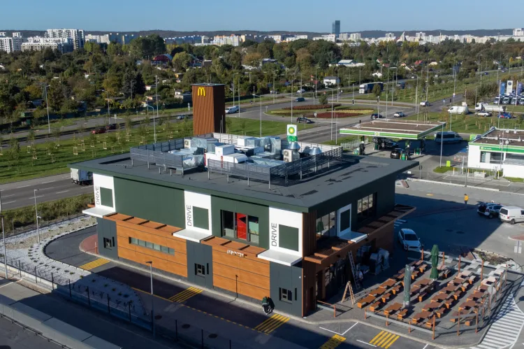 Nowy McDonald's przy ul. Uczniowskiej otwarto w piątek, 28 października.