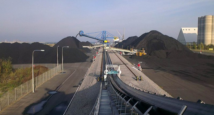 Składowanie i przeładowywanie węgla na terenach portowych jest coraz bardziej uciążliwe dla mieszkańców Nowego Portu, Letnicy i Brzeźna.