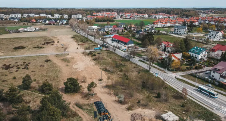 Rozwój zachodnich dzielnic Gdyni, jak widoczne na zdjęciu Chwarzno, wymaga projektów nowych dróg.