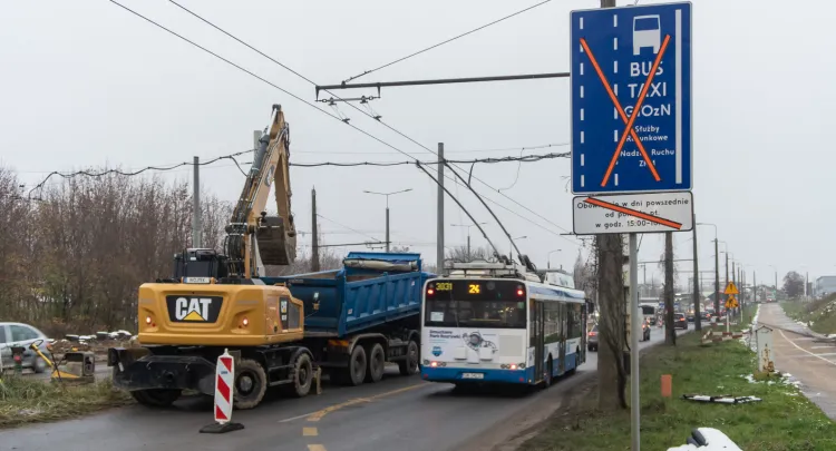 Tymczasowy buspas na ul. Wielkopolskiej nie obowiązuje. Wróci po zakończeniu prac na tym odcinku ul. Wielkopolskiej.
