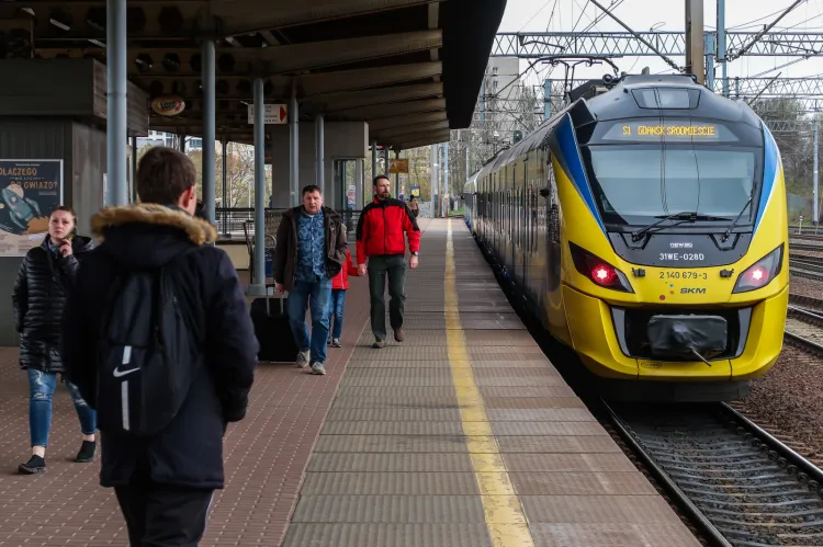 Od 12 grudnia wszystkie - a nie tylko część, jak dziś - kolejki SKM jadące do Gdańska dojadą do stacji Śródmieście.