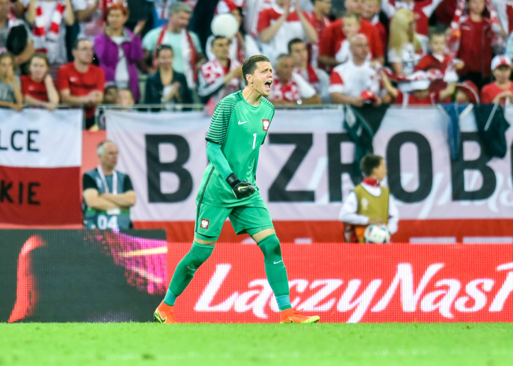Wojciech Szczęsny obronił rzut karny strzelany przez Leo Messiego w meczu Polska - Argentyna. To kluczowa akcja pierwszej połowy tego spotkania.