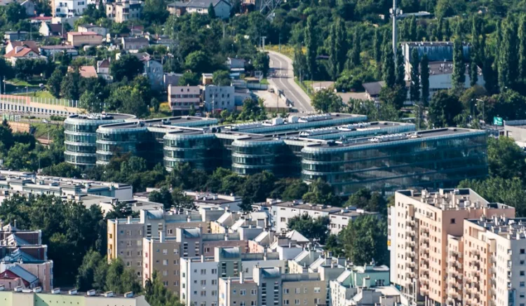 Pomorski Park Naukowo-Technologiczny w Redłowie. Czy miasto powinno sprzedać ten kompleks biurowy?