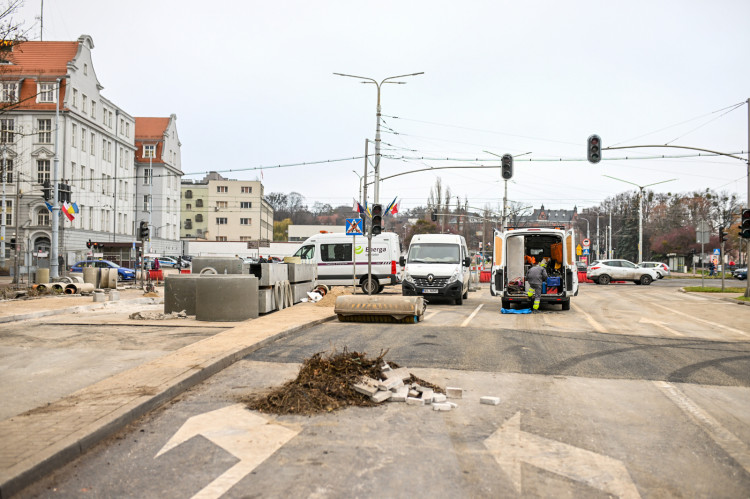 Od poranka w sobotę, 3 grudnia, częściowo zostanie przywrócony ruch na przebudowywanej ul. 3 Maja w centrum Gdańska. 