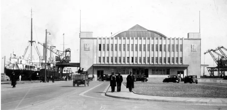 Dworzec Morski w Gdyni w czasach swojej świetności, przed II wojną światową.