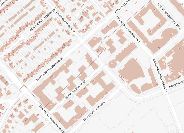 Obecna granica pomiędzy Strzyżą a Wrzeszczem Górnym poprowadzona przez środek budynków na osiedlu Garnizon.