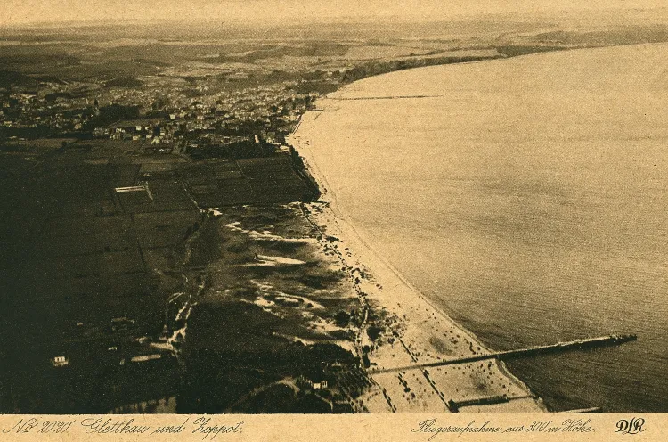 Jelitkowo i Sopot widziane z góry w 1929 roku. To jednak w tej drugiej miejscowości szybciej powstał kurort, chociaż plan kąpieliska w Jelitkowie powstał wcześniej. 
