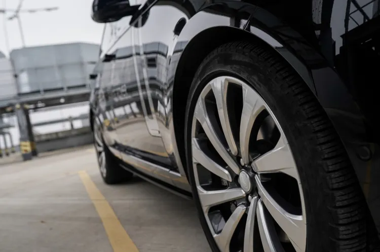 Nowy Range Rover (2022).