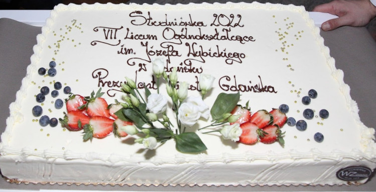 Z inicjatywą finansowania tortów na studniówki z miejskiej kasy wyszedł kilkanaście lat temu Paweł Adamowicz, ówczesny prezydent Gdańska. 