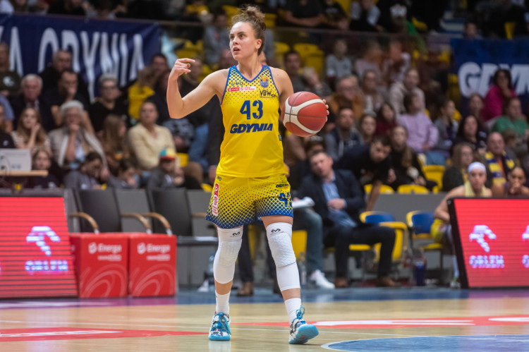 Julia Niemojewska w starciu z Basketem 25 Bydgoszcz na swoim koncie zapisała triple-double!