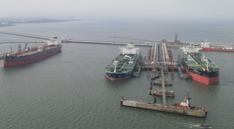 Od lutego 2023 r. coraz większe ładunki ropy mają być wysyłane przez Gdańsk do Niemiec. 