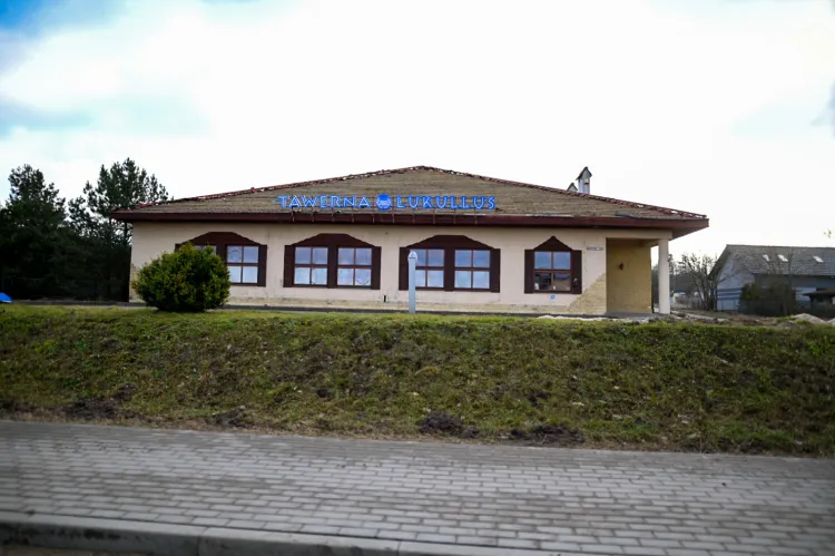 Neon z nazwą jeszcze wisi, ale restauracja nie działa już od grudnia. 