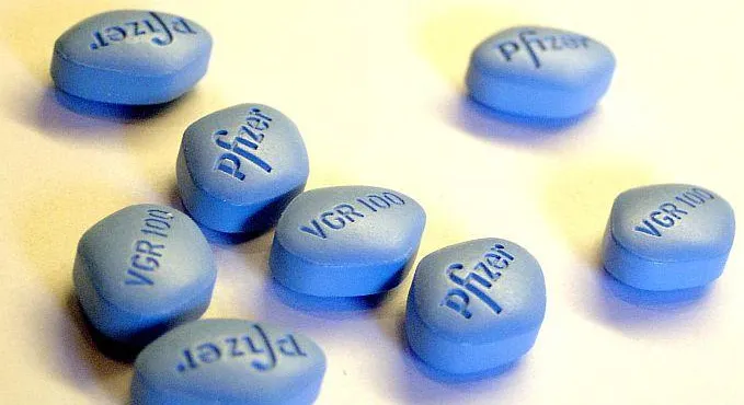 W jednej z aptek błękitne tabletki na potencję okazały się być lekiem na cholesterol. 