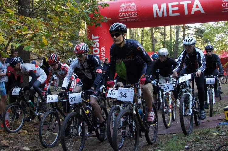 MTB Bike Tour 2012 przyciąga utytułowanych zawodników oraz amatorów dopiero rozpoczynających swoją przygodę z rowerami górskimi.
