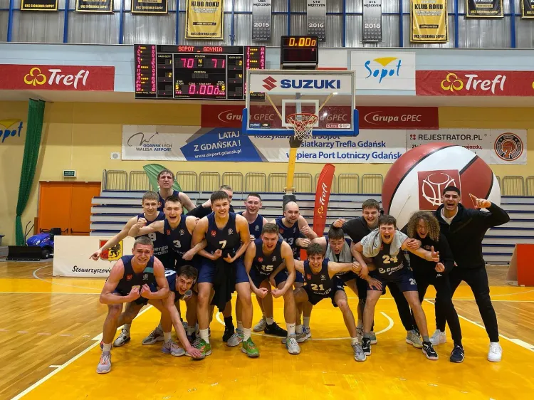 Gdyńska Akademia Koszykówki wygrała derby na MP U-19.