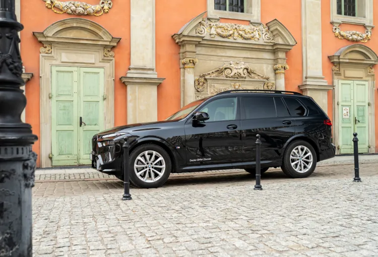 BMW X7 po faceliftingu. 