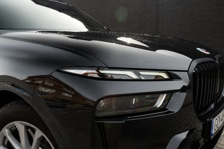 BMW X7 po faceliftingu. 