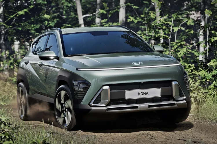 Niezwykle futurystyczny design, który z pewnością będzie powodem wielu kontrowersji. Hyundai przez ostatnie lata przyzwyczaił nas do solidności swoich modeli, zatem na nowej Konie spoczywa duża presja. 