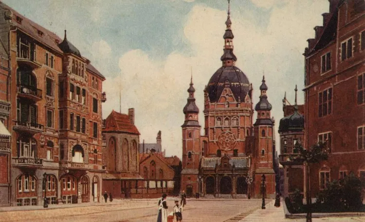 Wielka Synagoga stała w Gdańsku przy Reitbahnstrasse, obecnej ul. Bogusławskiego, do maja 1939 r., kiedy została rozebrana przez nazistów.