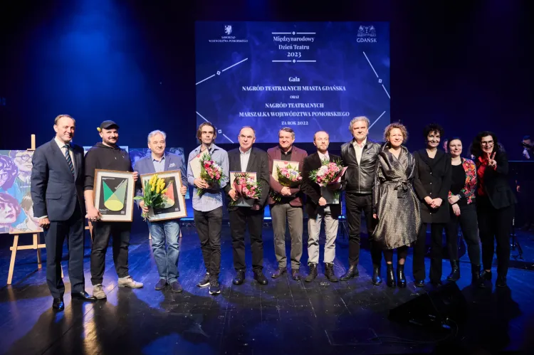 W poniedziałek 27 marca w Starej Aptece nagrody wybitnym artystom wręczyli Mieczysław Struk, marszałek województwa pomorskiego i Aleksandra Dulkiewicz, prezydent Gdańska. 