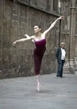 Pochodząca z Holandii 18-letnia Amelia Forrest od kwietnia 2012 roku jest tancerką Bałtyckiego Teatru Tańca.
