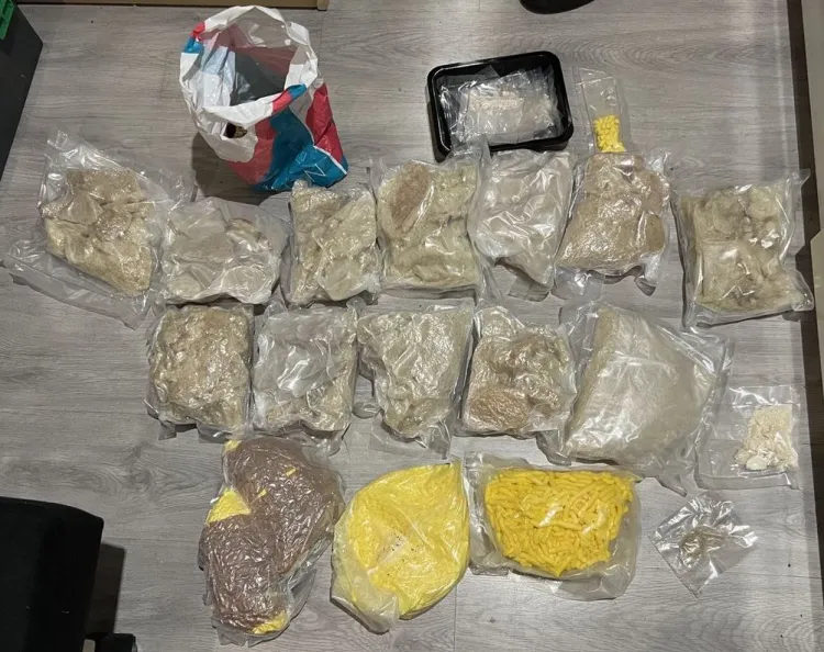 Narkotyki znalezione w mieszkaniu 45-latka.