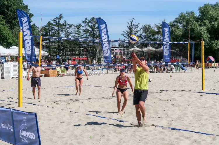 Turniej siatkówki plażowej to tylko jedna z wielu propozycji na aktywny weekend 1-2 lipca.