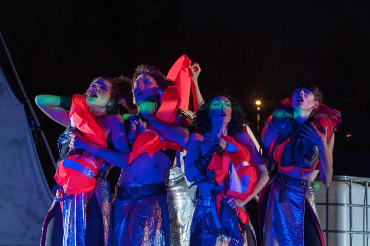 "Diaspora. Współczesna tragedia" antagon theaterAKTion & Ondadurto Teatro