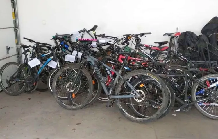 Policjanci odzyskali kilkadziesiąt kradzionych rowerów. 