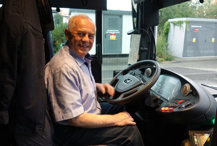 Tadeusz Tomczyk przepracował za kierownicą autobusu w Gdyni 50 lat.