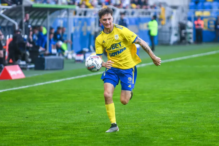 Mateusz Stępień po przygodzie w Arce Gdynia przygotowuje się do gry w ekstraklasie, ale już w barwach Stali Mielec.