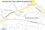 Plac zabaw, choć atrakcyjny, jest mocno zaniedbany. Wyposażenie wymaga napraw, a wulgarne napisy w kilku miejscach usunięcia bądź zamalowania.
