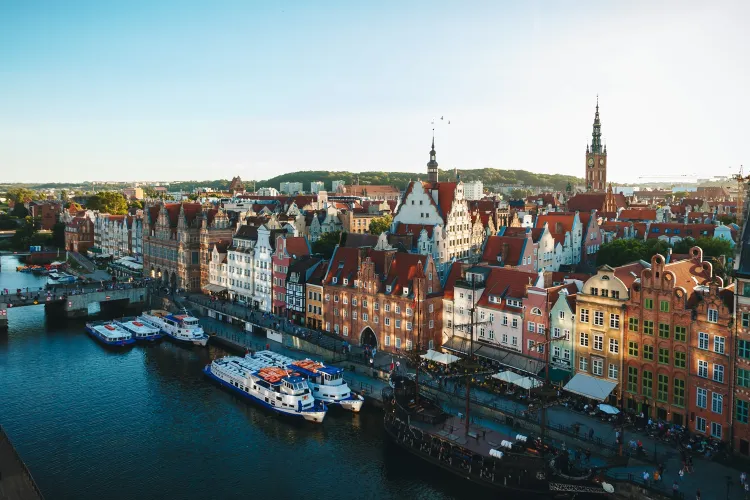 Widok z tarasu jest jednym z największych atutów Sassy. Podziwianie panoramy Gdańska można połączyć z degustacją japońskich przysmaków.